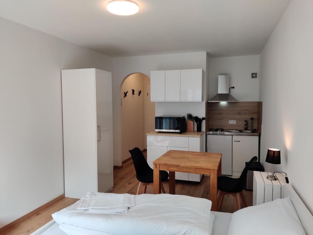 Schicke Wohnung In Stadtnaehe 뷔르츠부르크 외부 사진
