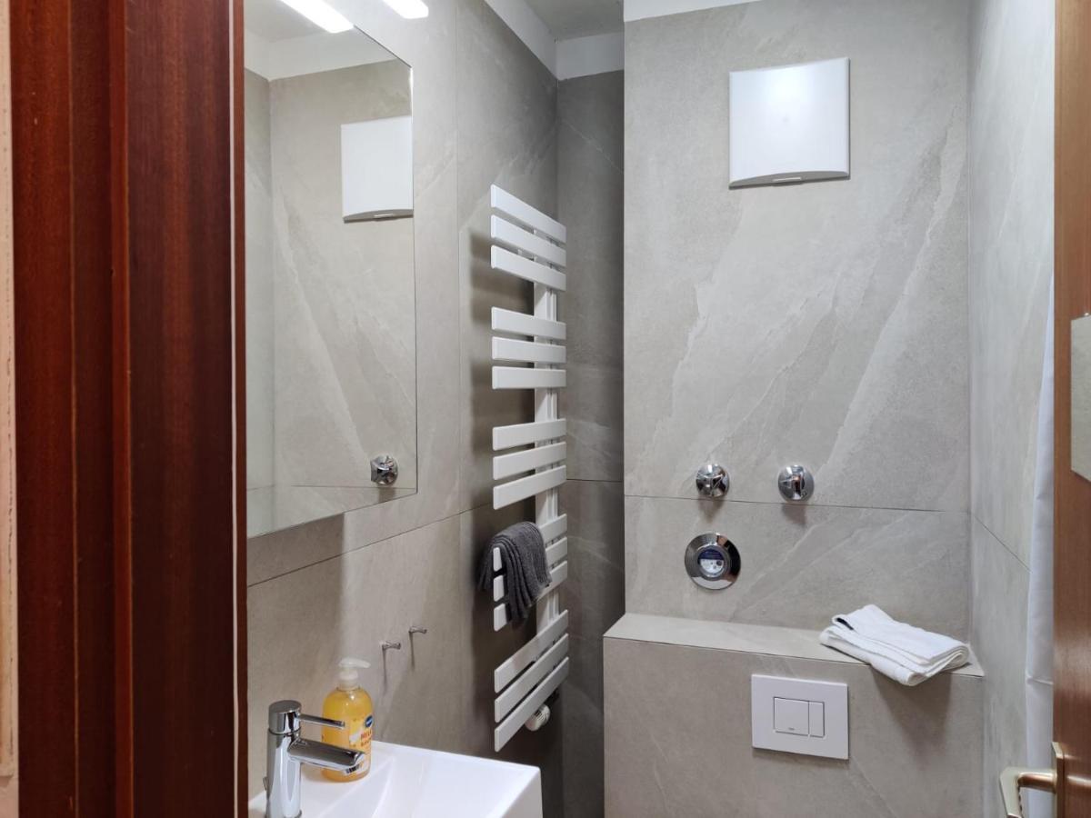 Schicke Wohnung In Stadtnaehe 뷔르츠부르크 외부 사진